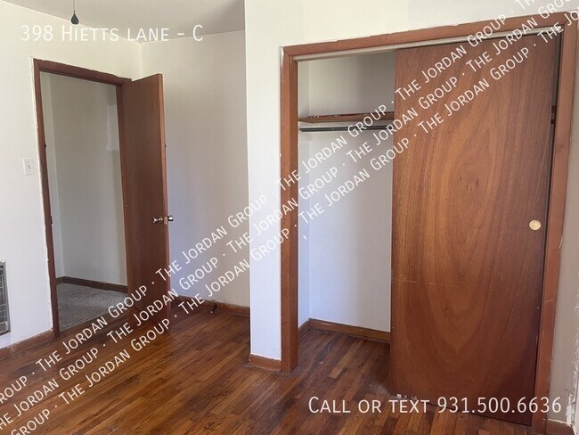 Foto del edificio - 398 Hietts Ln