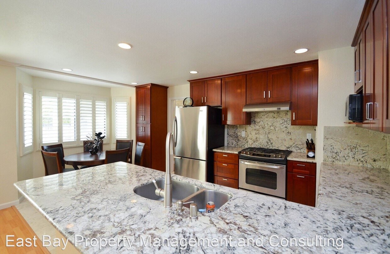 4 br, 3 bath House 44164 Glendora Dr. House for Rent in Fremont, CA