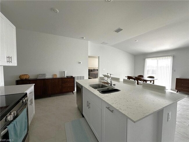 Building Photo - 17747 Paradiso Wy