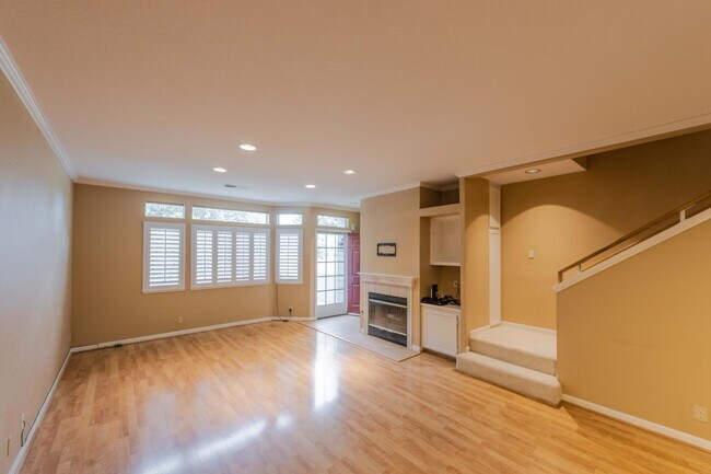 Building Photo - 906 Cabernet Vineyards Ct