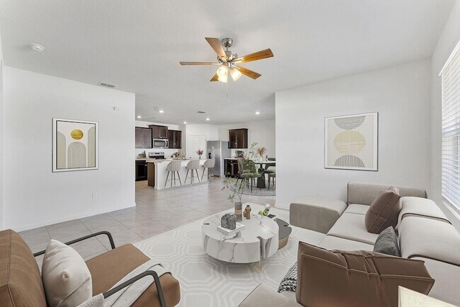 Foto del edificio - 357 SE Oakridge Dr