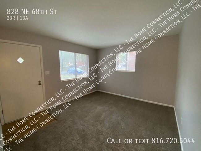 Building Photo - 828 NE 68th St