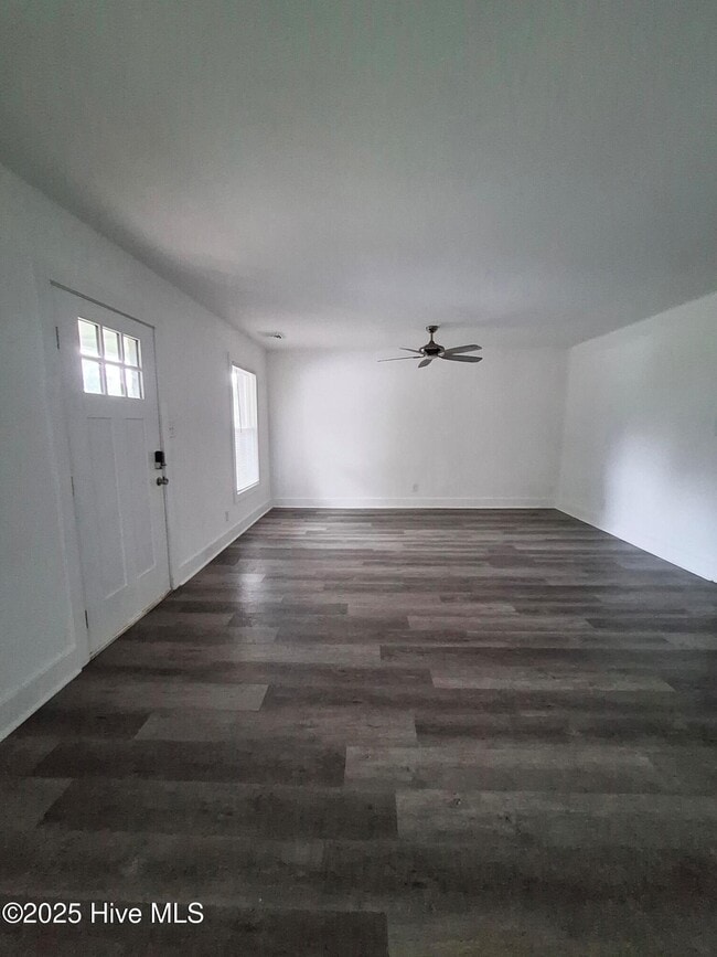Foto del edificio - 605 W 14th Ave