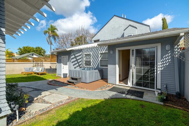 Building Photo - 3931 Falcon St