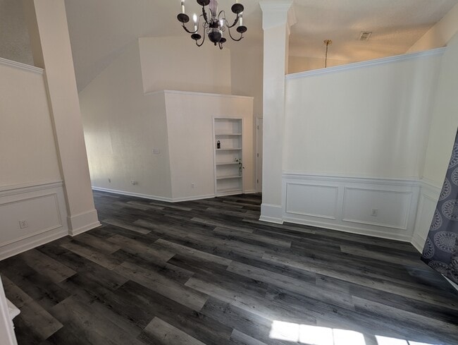 Photo - 192 Sugar Plum Dr House