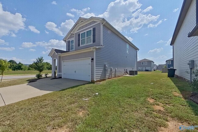 Foto del edificio - 6401 Upchurch Dr