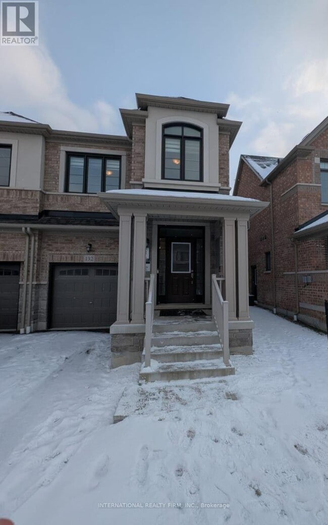 Building Photo - 132 Laing Dr.