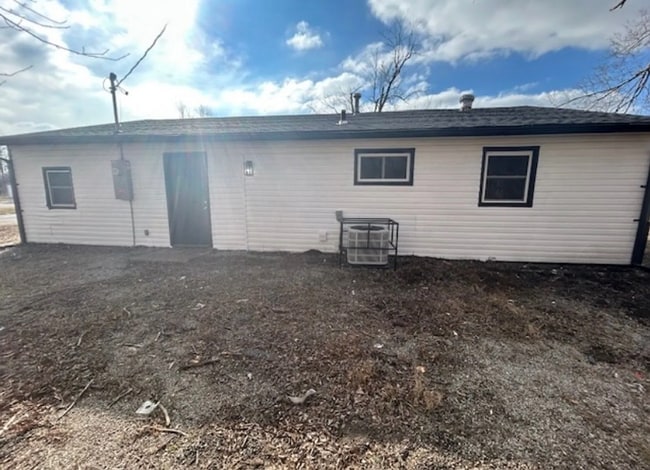 Building Photo - 23 St Gregory Dr