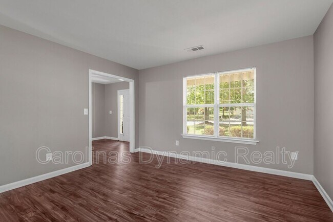 Building Photo - 2330 Kingstree Dr