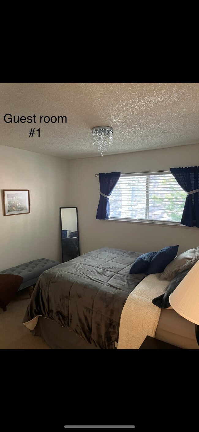 Foto del edificio - 2292 Sky Meadows Ct