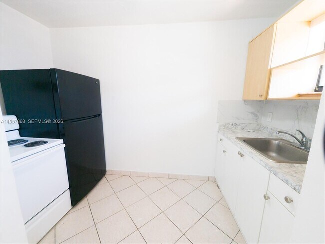 Foto del edificio - 1716 NW 19th St