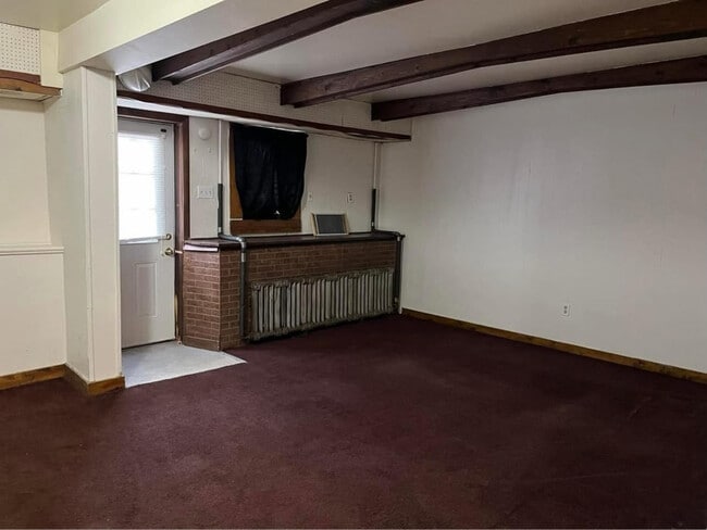 Building Photo - 101 Powell Ave