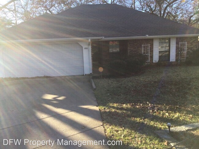 Building Photo - 3 br, 2 bath House - 6100 Paradise Dr
