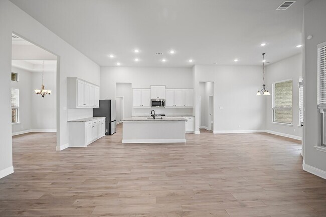 Foto del edificio - 8165 Honeywell Ave