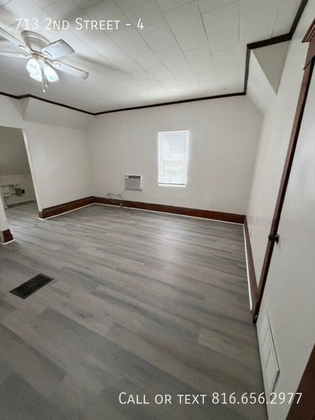 Foto del edificio - 713 2nd St