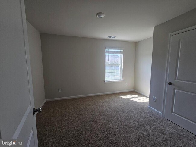 Building Photo - 178 Hamstead Dr