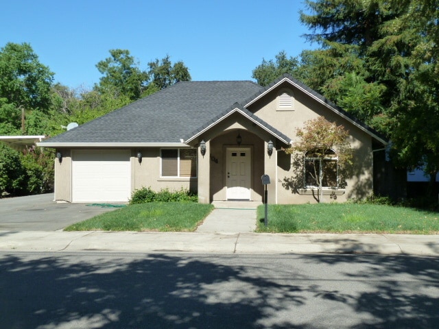 Primary Photo - 2 Bedroom House + HUGE Studio/Office
