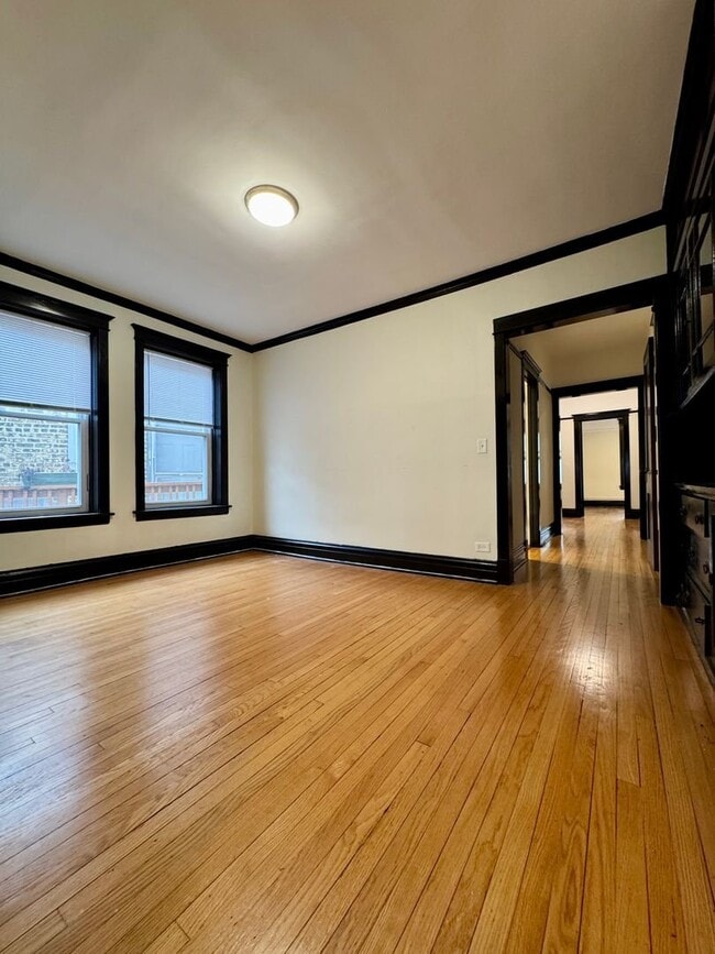 Photo - 3803 N Lincoln Ave Apartment