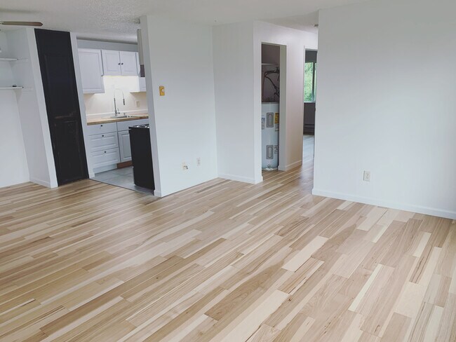 Foto del edificio - 9421 N Saint Louis Ave