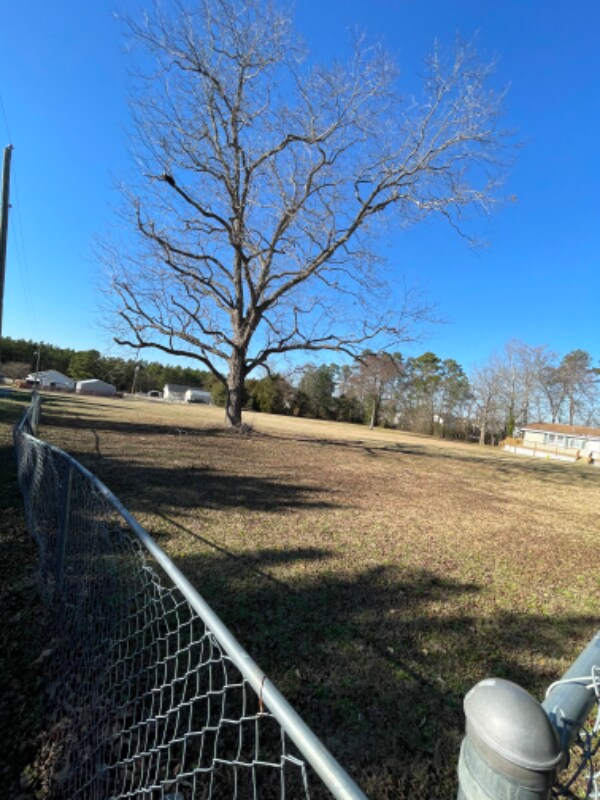 Foto del edificio - 3210 Trotter Rd