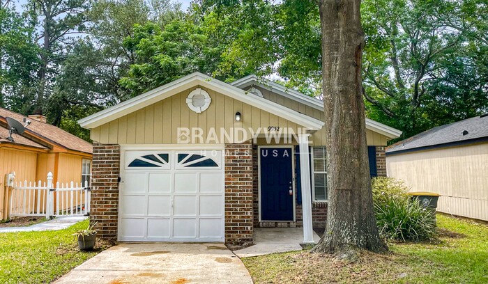 1/2 MONTH FREE RENT - 1/2  MONTH FREE RENT