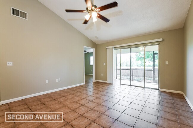 Foto del edificio - 10532 Wyndcliff Dr