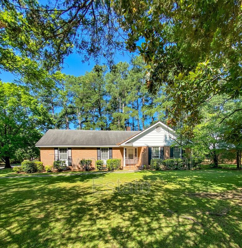 Primary Photo - 220 S McPherson Church Rd