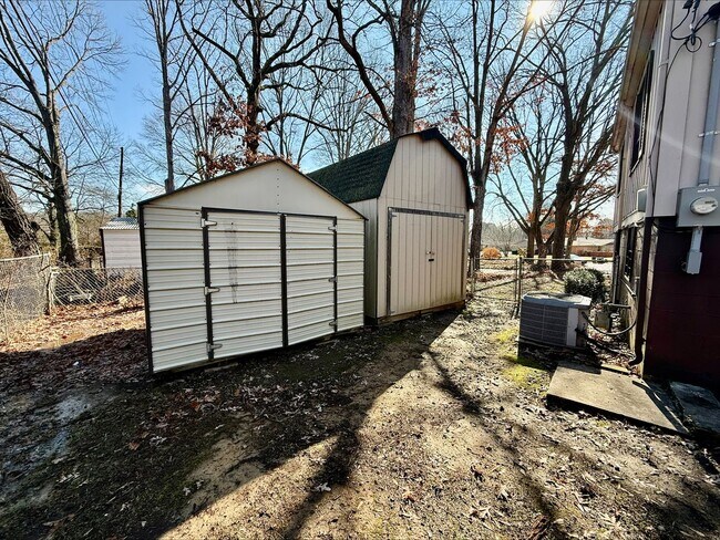 Foto del edificio - Brookside Beauty