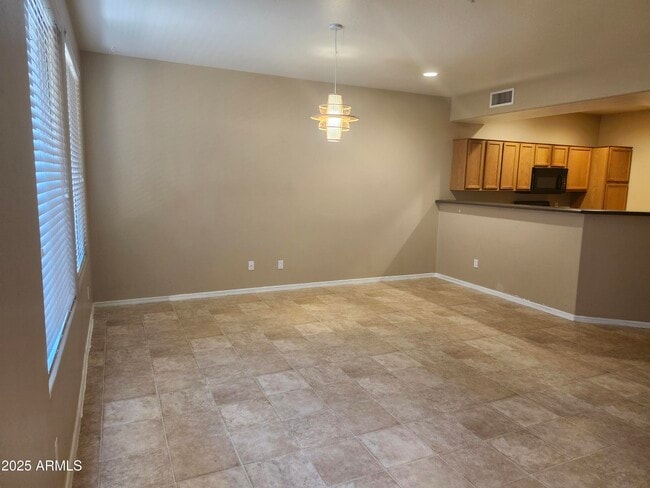 Building Photo - 21655 N 36th Ave