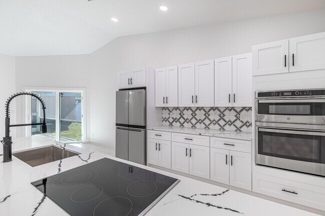 Building Photo - 48 Bentwater Cir