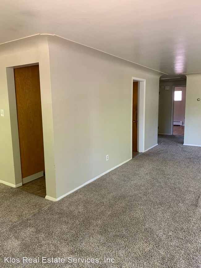 Foto del edificio - 686-696 S Ogden St