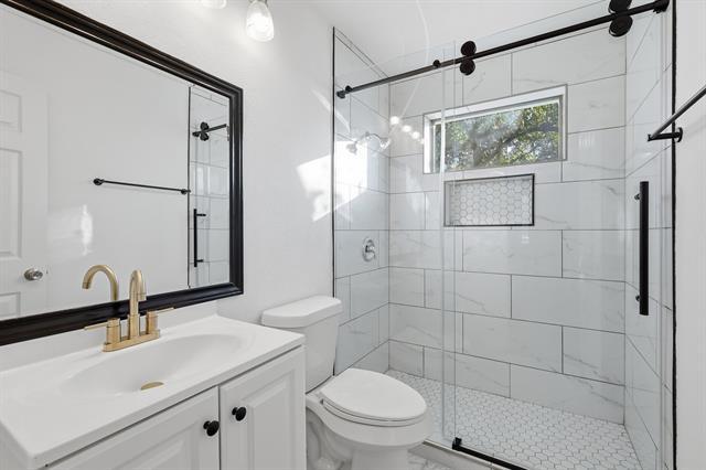 Building Photo - 5345 Hensley Dr