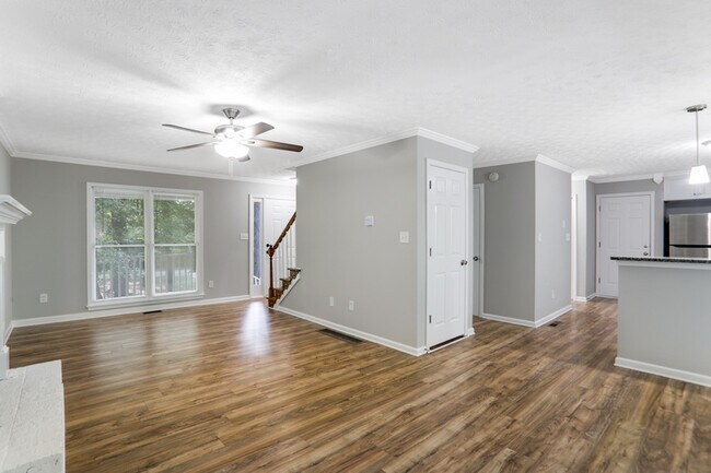 Foto del edificio - 130 Cedar Creek Ct