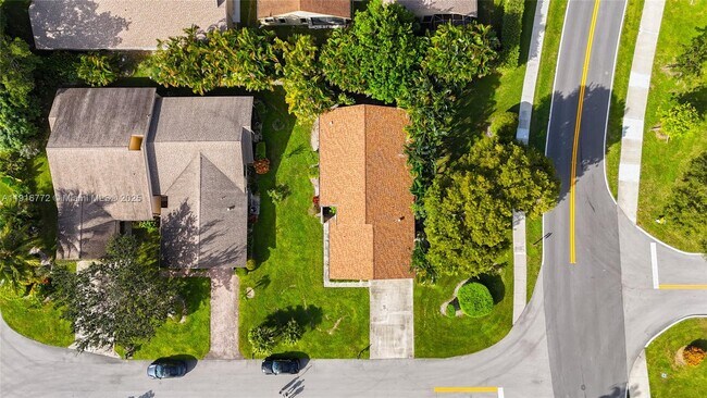 Foto del edificio - 3115 NW 12th St