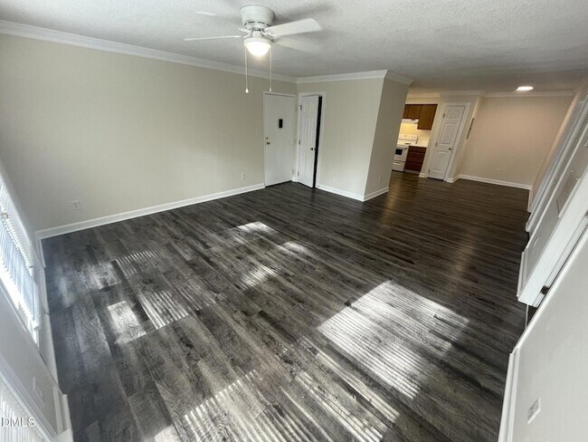 Building Photo - 3535 Ivy Commons Dr