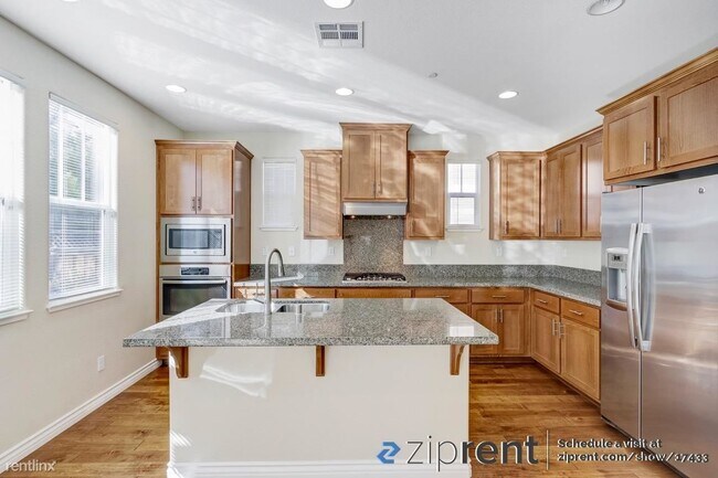 Building Photo - 4 br, 3 bath House - 14 Canyon Green Loop,...