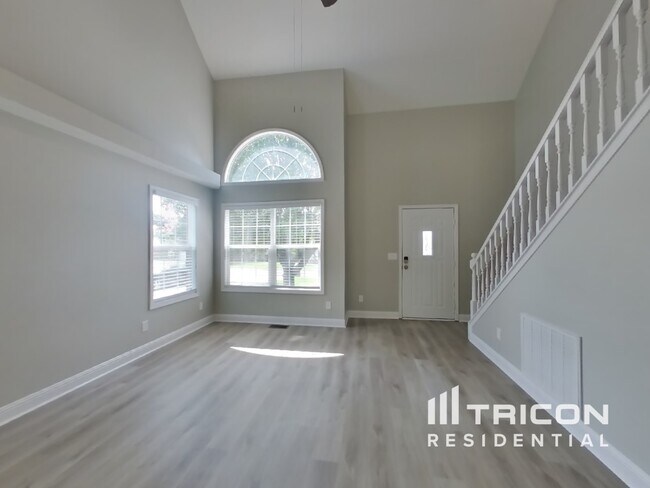 Building Photo - 1226 Bolton Dr