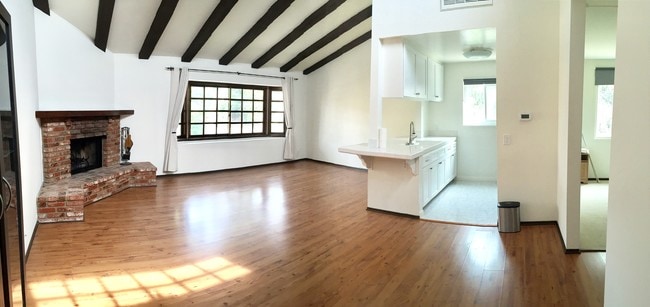 4633 Ben Ave Unit 8 Studio City Ca 91607 Condo For Rent In Primary Photo 4633 Ben Ave