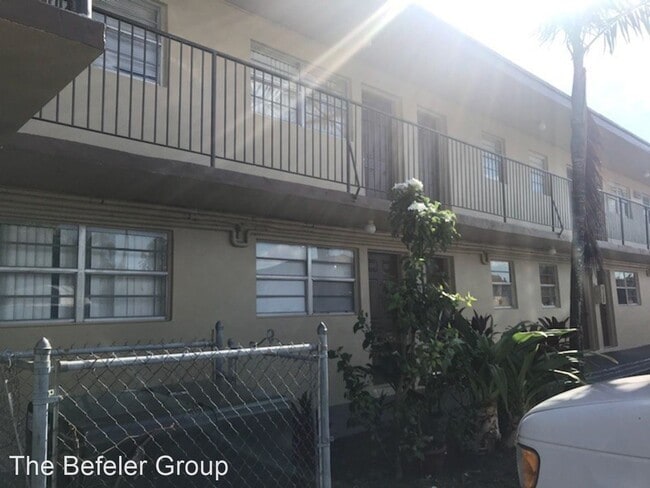 Building Photo - 1255 W Okeechobee Rd