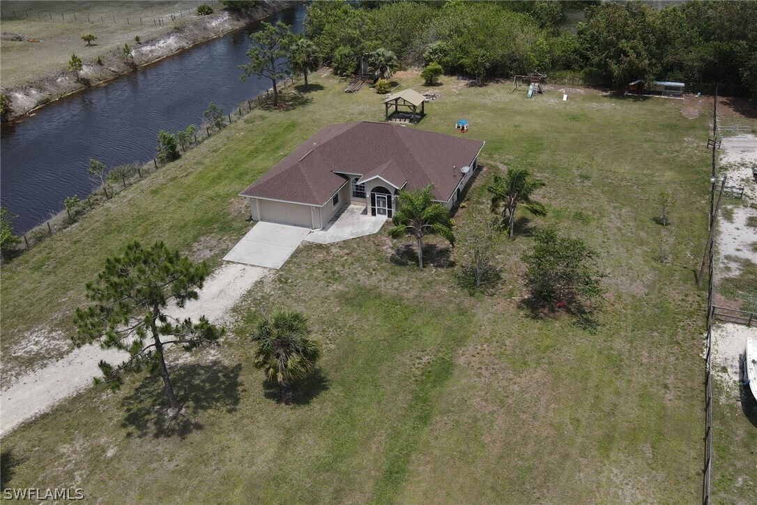 Foto del edificio - 2330 45th Ave NE