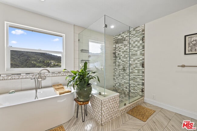 Foto del edificio - 3804 Vista Linda Dr