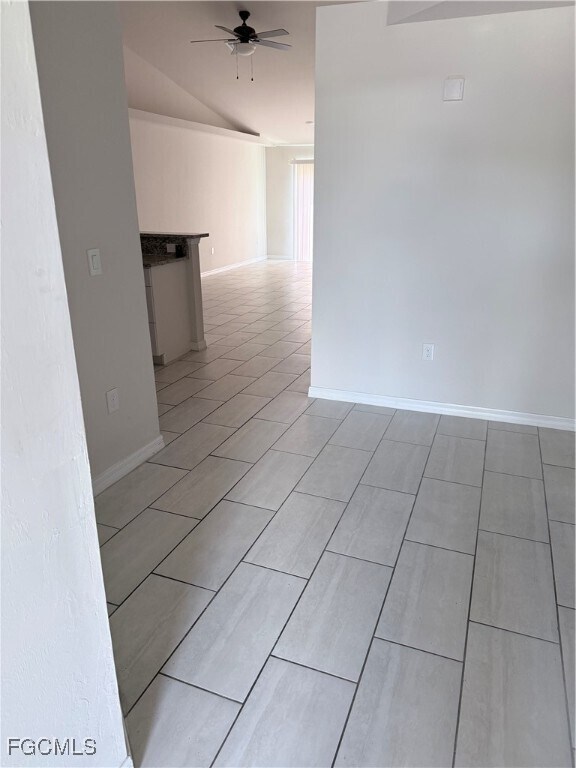 Foto del edificio - 1210 Cape Coral Pkwy W