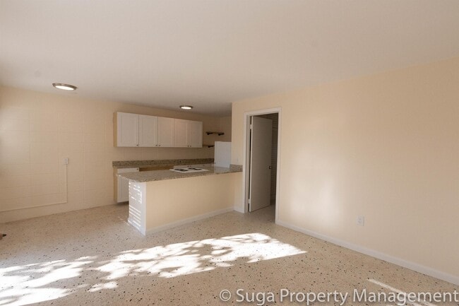 Building Photo - 1238 17th Ave N