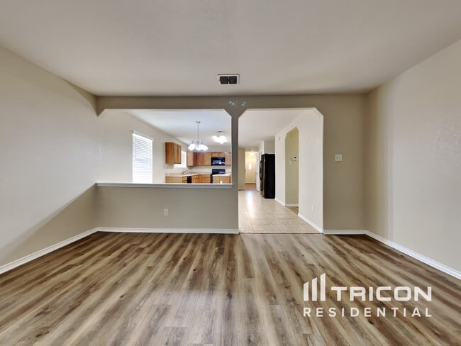 Foto del edificio - 9506 Lookover Bay