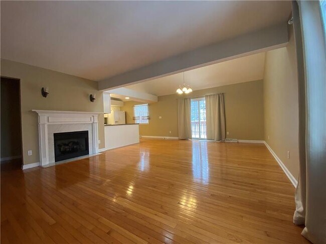 Building Photo - 720 Cherry Blossom Ct