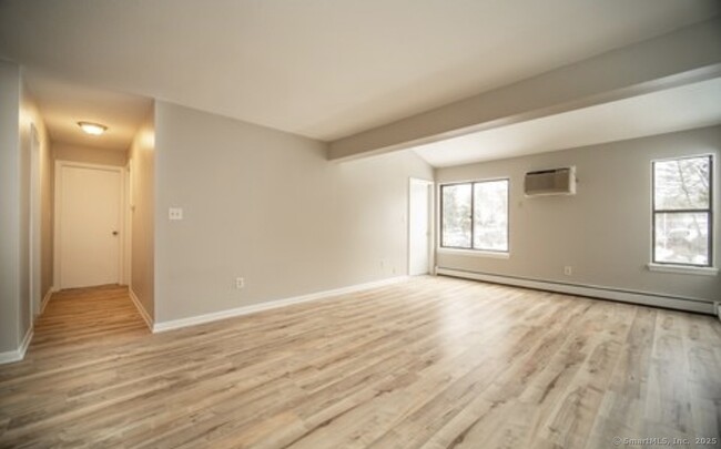 Building Photo - 28 Woodland Dr