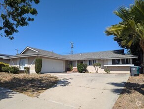 Building Photo - 3943 Constellation Rd