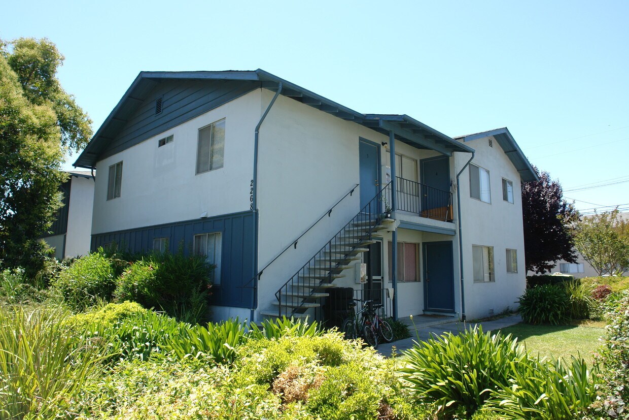 Foto principal - 2268 Los Padres Blvd