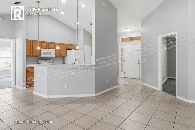 Photo - 1739 Presidio Dr House