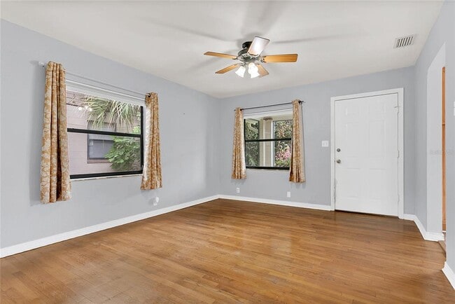 Foto del edificio - 1700 Ferris Ave